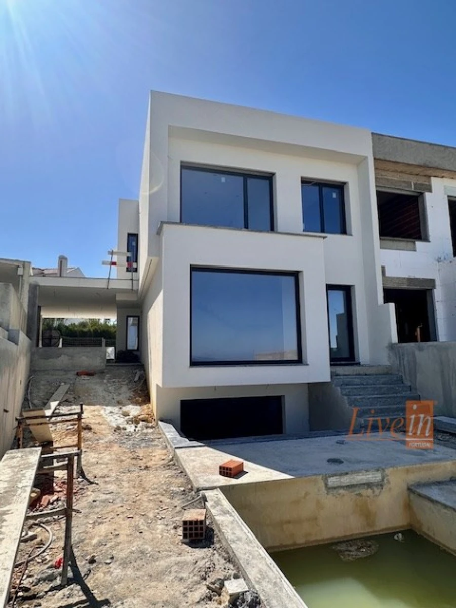 Moradia T3 para Venda em Ericeira Foto 13