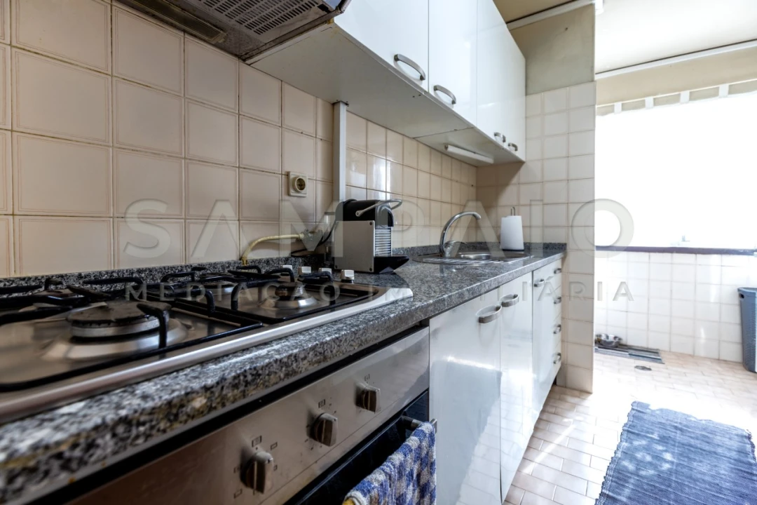 Apartamento T2 para Venda em Fânzeres e São Pedro da Cova Foto 4