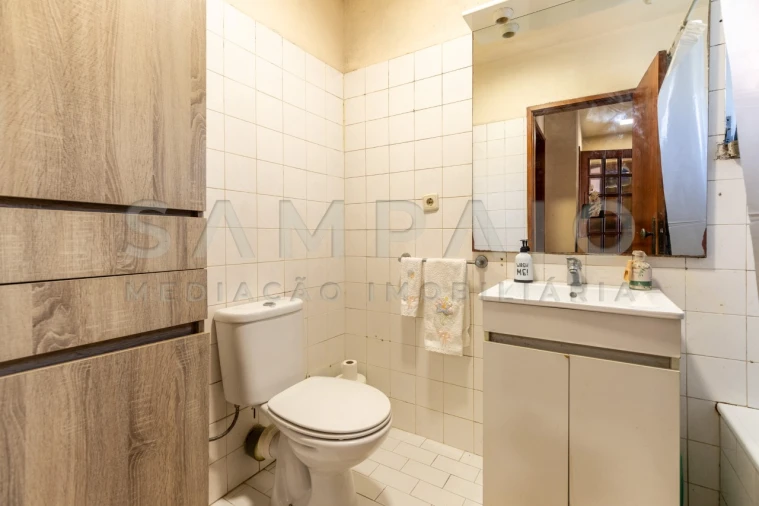 Apartamento T2 para Venda em Fânzeres e São Pedro da Cova Foto 8