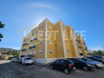 Apartamento T2 para Venda em Venda do Pinheiro e Santo Estêvão das Galés