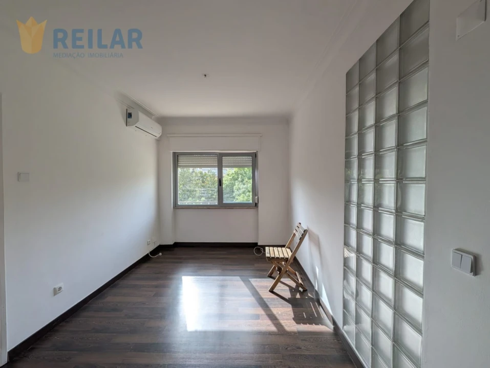 Apartamento T2 para Arrendamento em Parque das Nações Foto 8