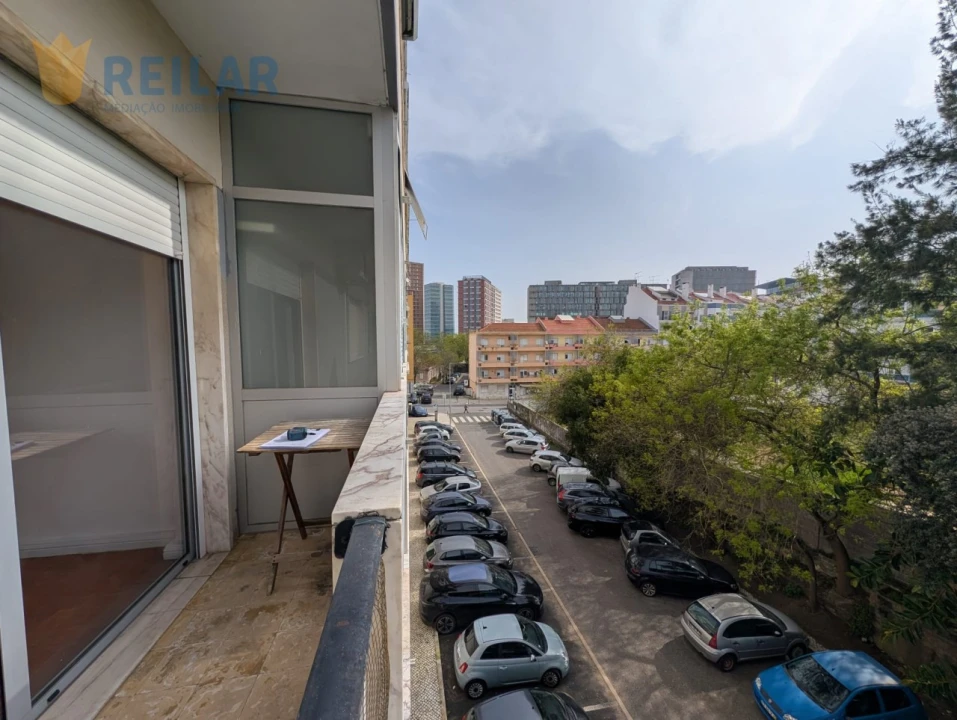 Apartamento T2 para Arrendamento em Parque das Nações Foto 28