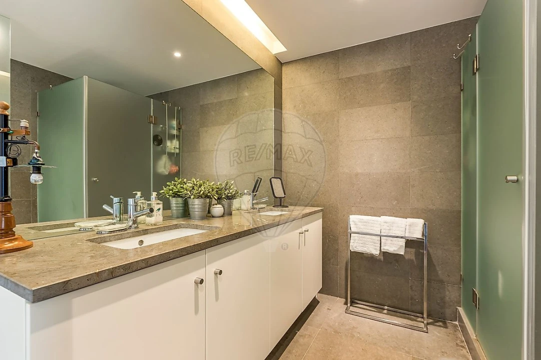 Apartamento T3 para Venda em Campo de Ourique Foto 24