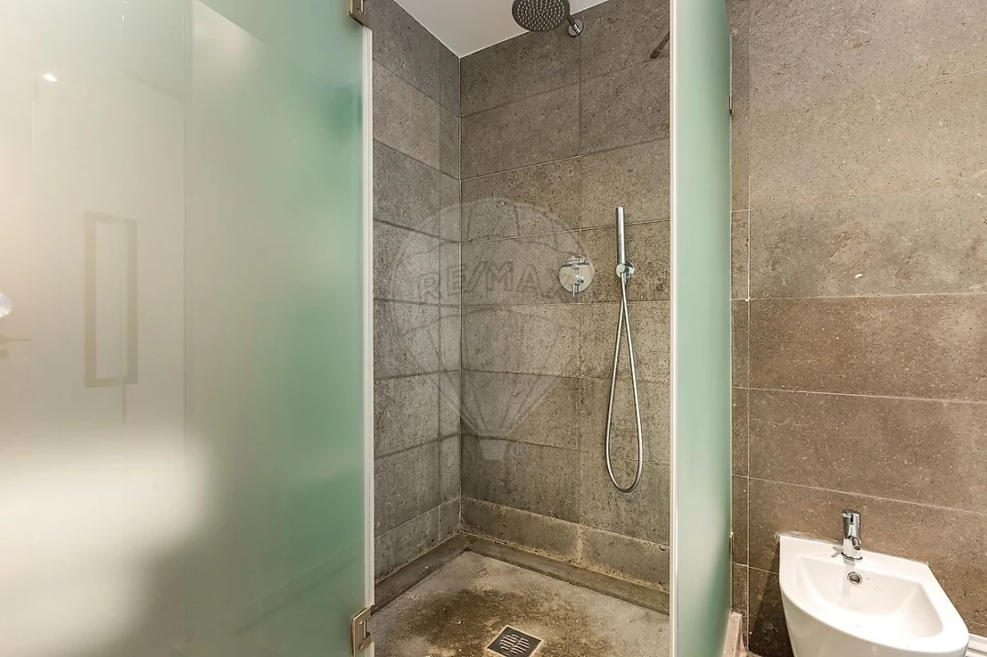 Apartamento T3 para Venda em Campo de Ourique Foto 28