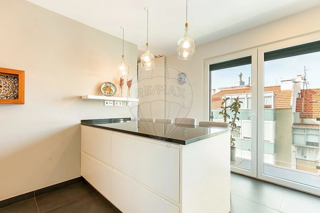 Apartamento T3 para Venda em Campo de Ourique Foto 11