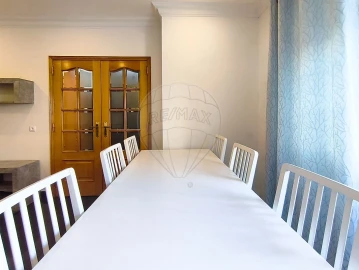 Apartamento T2 para Venda em Falagueira-Venda Nova