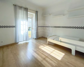 Apartamento T2 para Venda em Falagueira-Venda Nova