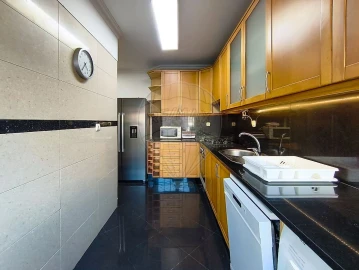 Apartamento T2 para Venda em Falagueira-Venda Nova