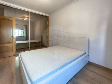 Apartamento T2 para Venda em Falagueira-Venda Nova