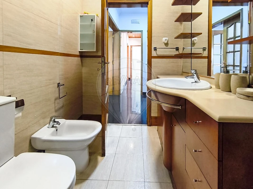 Apartamento T2 para Venda em Falagueira-Venda Nova Foto 17