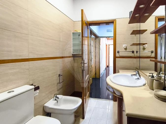 Apartamento T2 para Venda em Falagueira-Venda Nova Foto 16