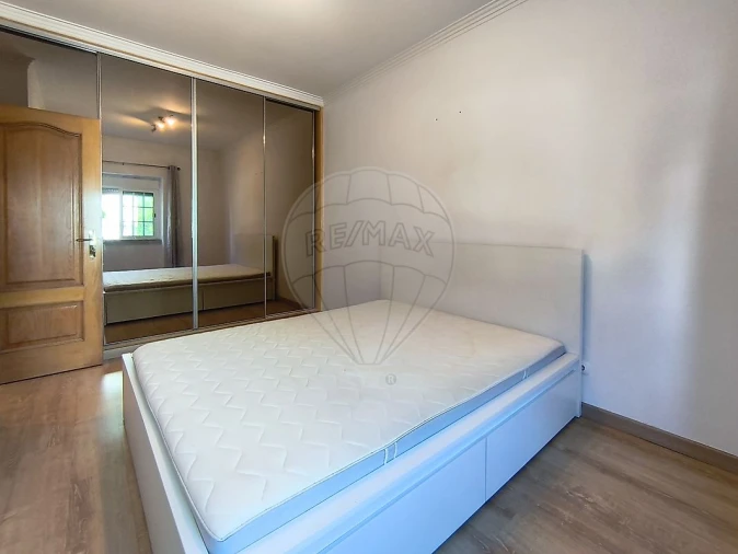 Apartamento T2 para Venda em Falagueira-Venda Nova Foto 4