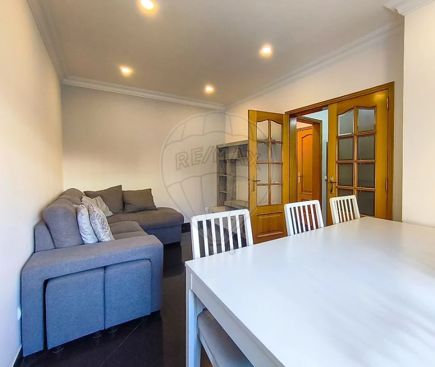 Apartamento T2 para Venda em Falagueira-Venda Nova Foto 6