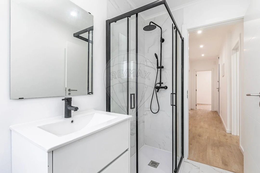 Apartamento T3 para Venda em Encosta do Sol Foto 11