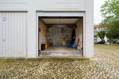 Apartamento T4 para Venda em Agualva e Mira-Sintra