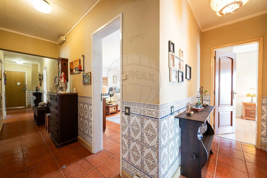 Apartamento T4 para Venda em Agualva e Mira-Sintra Foto 13