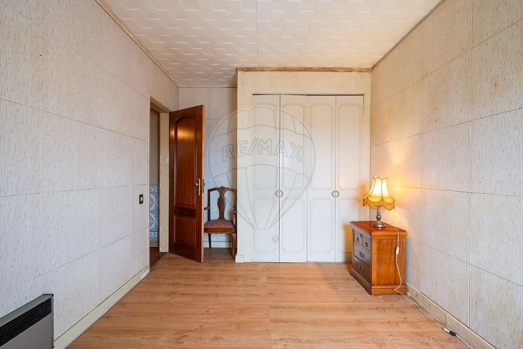 Apartamento T4 para Venda em Agualva e Mira-Sintra Foto 15