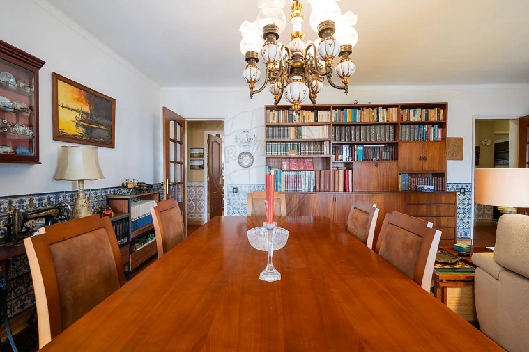 Apartamento T4 para Venda em Agualva e Mira-Sintra Foto 19