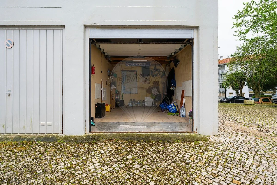 Apartamento T4 para Venda em Agualva e Mira-Sintra Foto 25