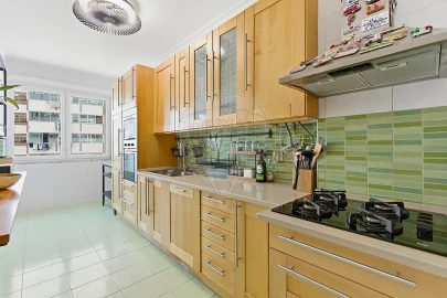 Apartamento T3 para Venda em Almada, Cova da Piedade, Pragal e Cacilhas