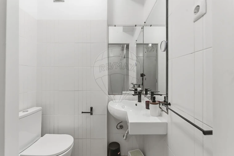 Apartamento T3 para Venda em Almada, Cova da Piedade, Pragal e Cacilhas Foto 11