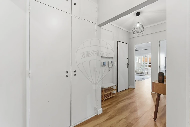 Apartamento T3 para Venda em Almada, Cova da Piedade, Pragal e Cacilhas Foto 19