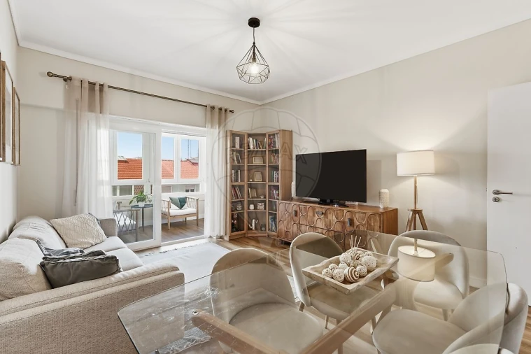 Apartamento T3 para Venda em Almada, Cova da Piedade, Pragal e Cacilhas Foto 4