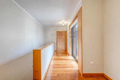 Moradia T3 para Venda em Mafamude e Vilar do Paraíso