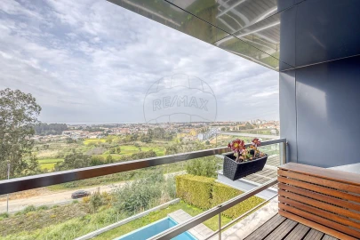 Moradia T3 para Venda em Mafamude e Vilar do Paraíso