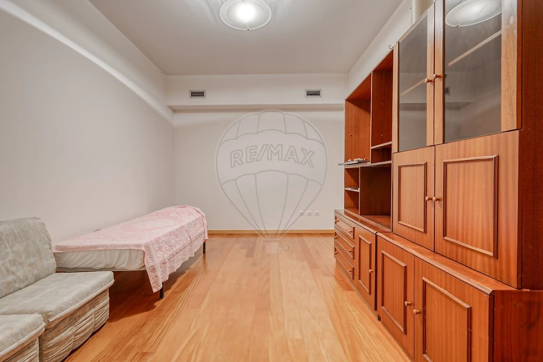 Moradia T3 para Venda em Mafamude e Vilar do Paraíso Foto 43