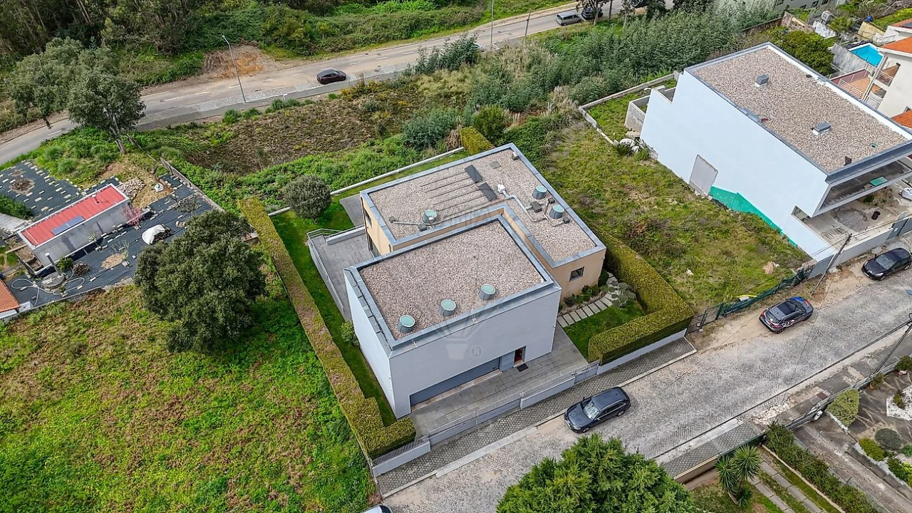 Moradia T3 para Venda em Mafamude e Vilar do Paraíso Foto 2