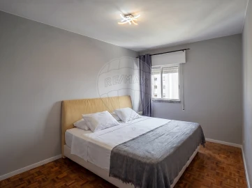 Apartamento T2 para Venda em Algueirão-Mem Martins