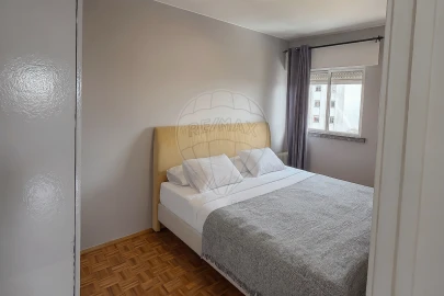 Apartamento T2 para Venda em Algueirão-Mem Martins