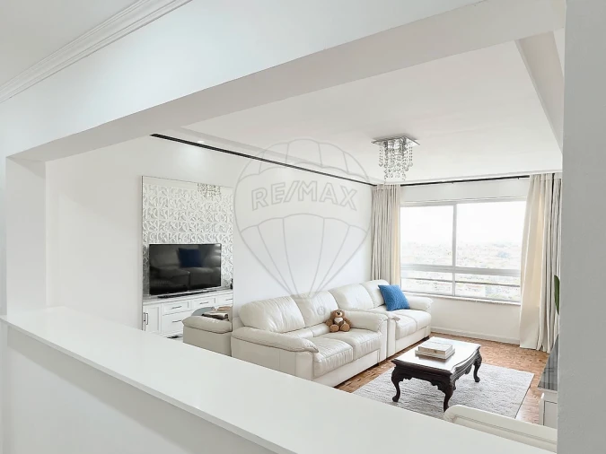 Apartamento T2 para Venda em Algueirão-Mem Martins Foto 9