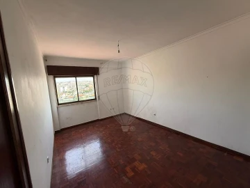 Apartamento T3 para Venda em Cacém e São Marcos