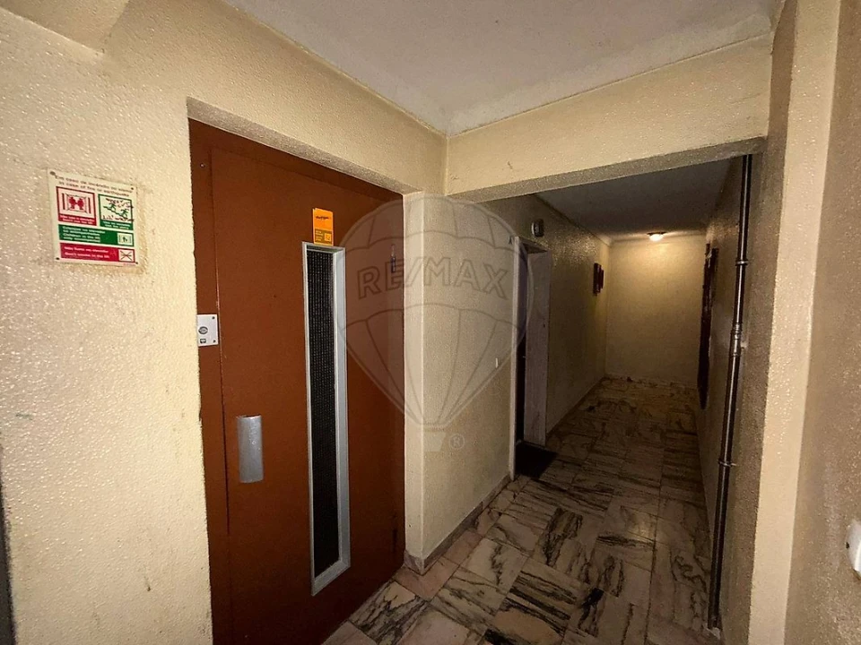 Apartamento T3 para Venda em Cacém e São Marcos Foto 4