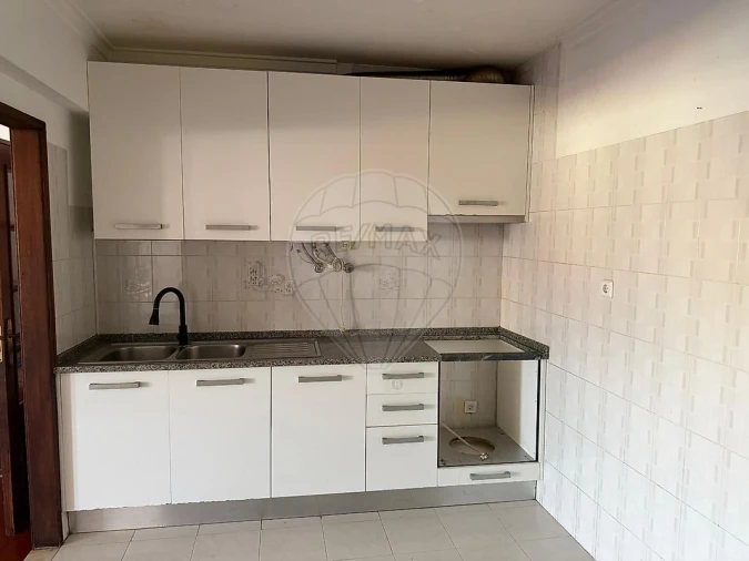 Apartamento T3 para Venda em Cacém e São Marcos Foto 17