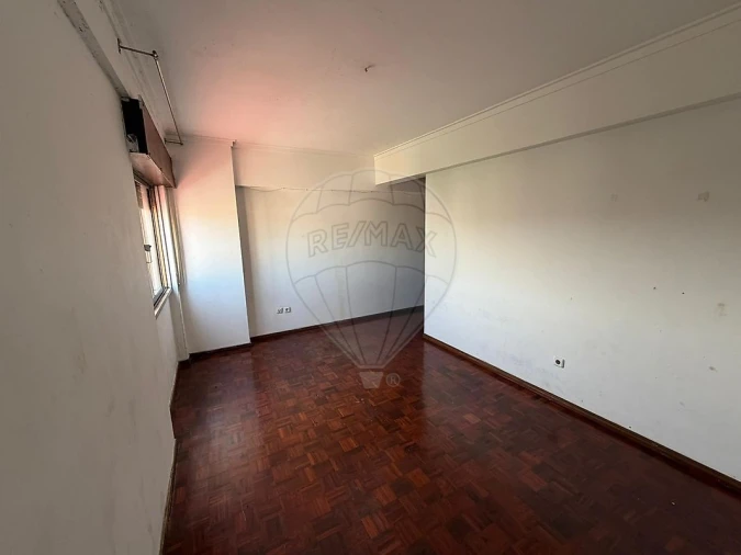 Apartamento T3 para Venda em Cacém e São Marcos Foto 8