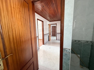 Apartamento T3 para Arrendamento em Carregado e Cadafais