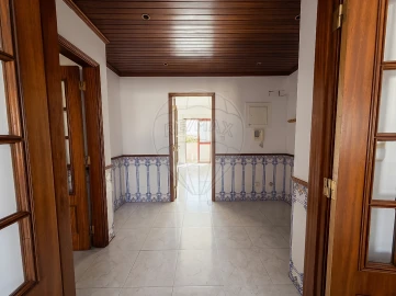 Apartamento T3 para Arrendamento em Carregado e Cadafais