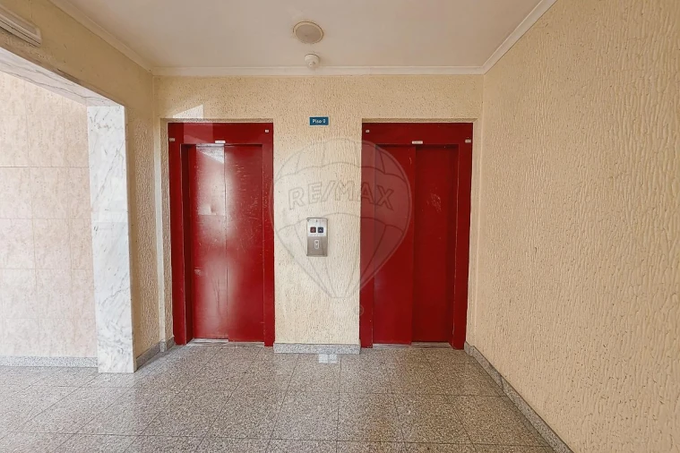 Apartamento T3 para Arrendamento em Carregado e Cadafais Foto 10