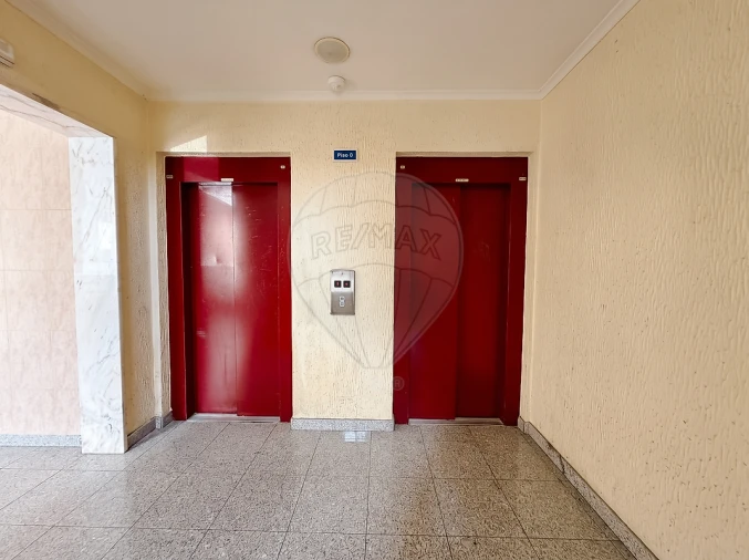 Apartamento T3 para Arrendamento em Carregado e Cadafais Foto 25