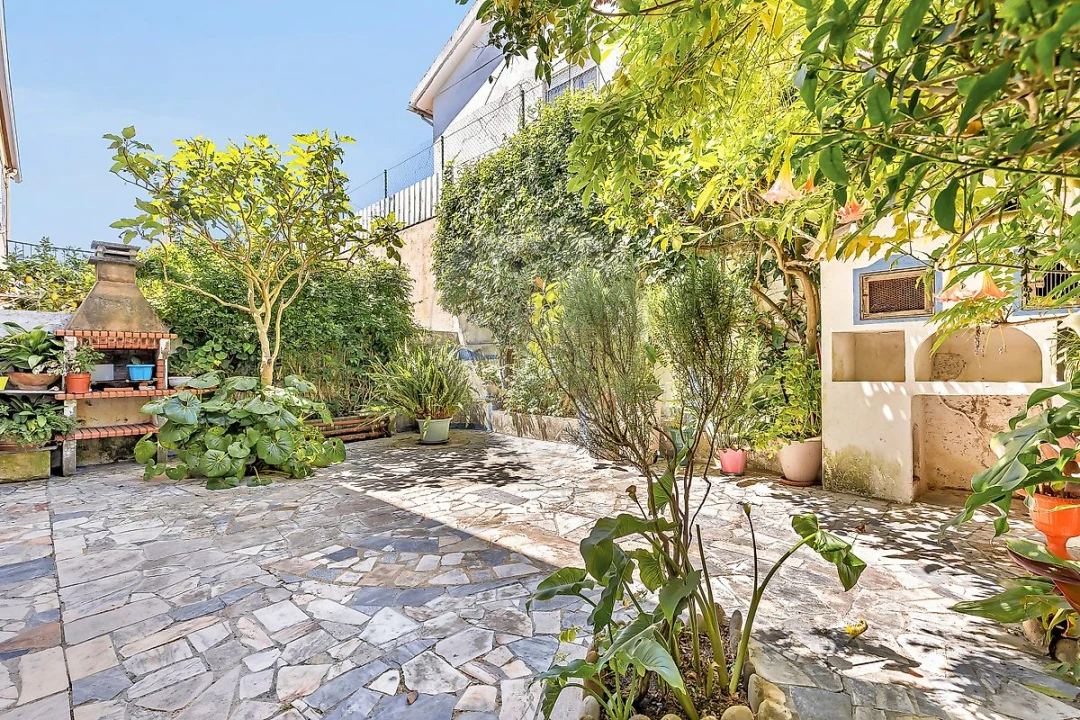 Moradia T5 para Venda em Agualva e Mira-Sintra Foto 27