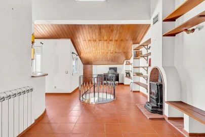 Moradia T5 para Venda em Agualva e Mira-Sintra