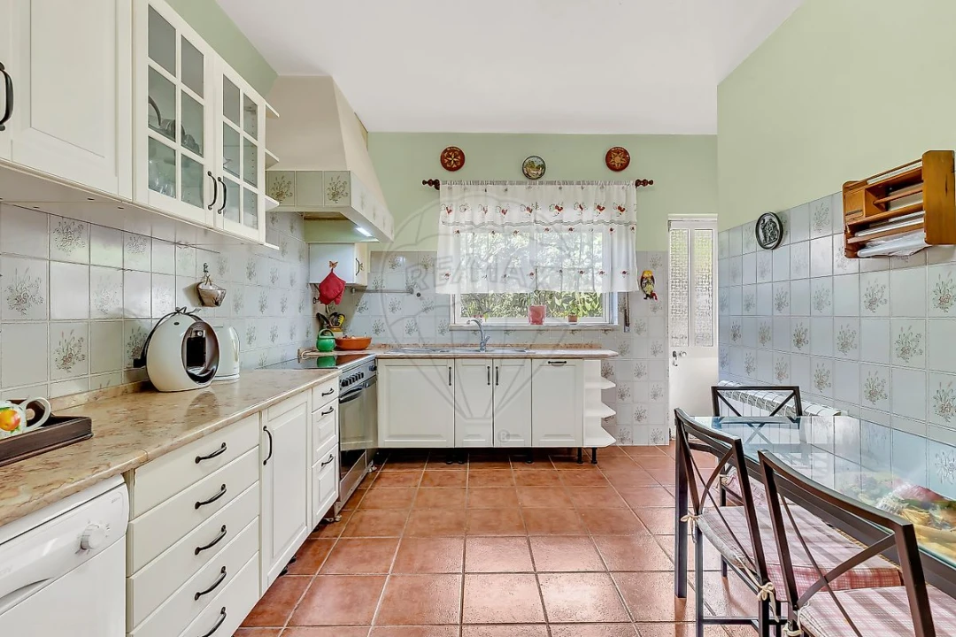 Moradia T5 para Venda em Agualva e Mira-Sintra Foto 8