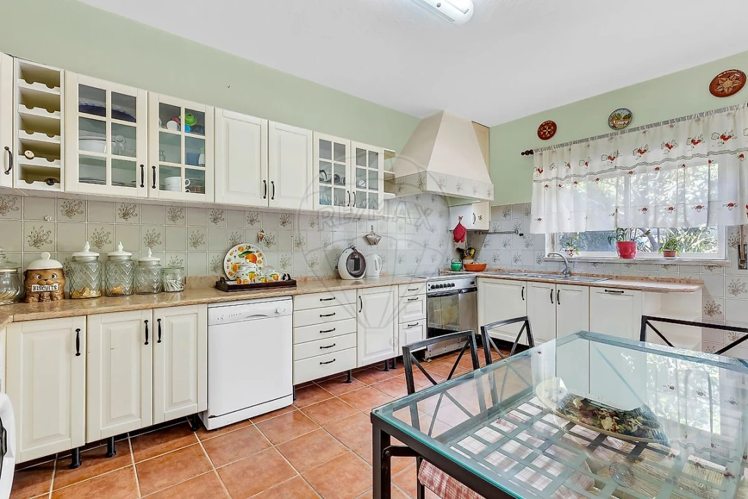 Moradia T5 para Venda em Agualva e Mira-Sintra Foto 10