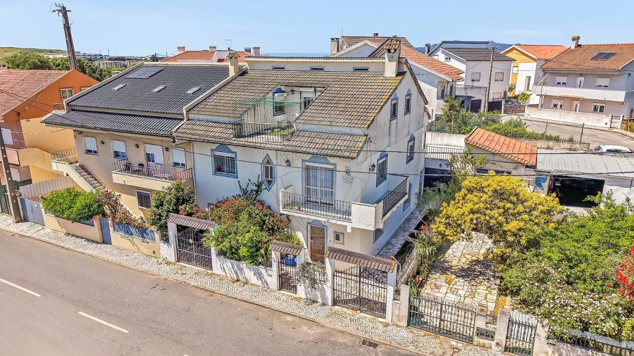 Moradia T5 para Venda em Agualva e Mira-Sintra Foto 37