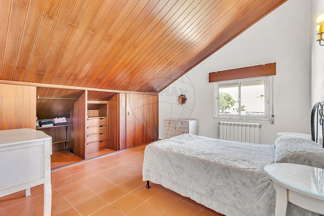 Moradia T5 para Venda em Agualva e Mira-Sintra Foto 25