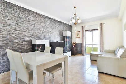 Apartamento T2 para Venda em Vialonga