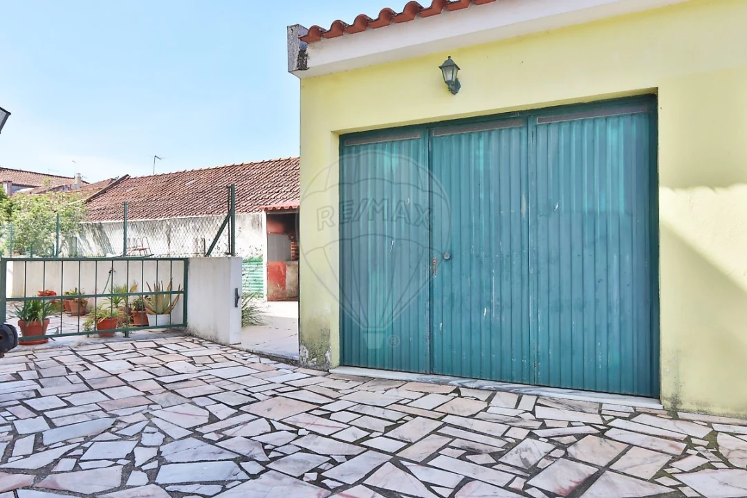 Apartamento T2 para Venda em Vialonga Foto 7